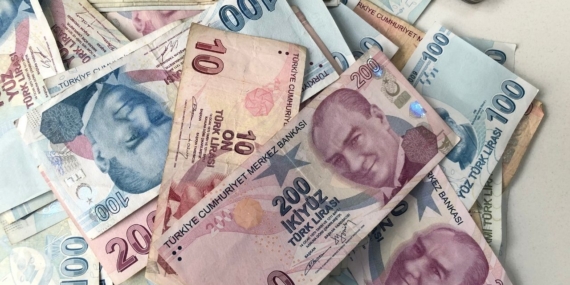 İhtiyaç Kredisi Faiz Oranları Güncellendi 12 Ay Vadeli 100 Bin Lira Geri Ödeme Tutarları Açıklandı