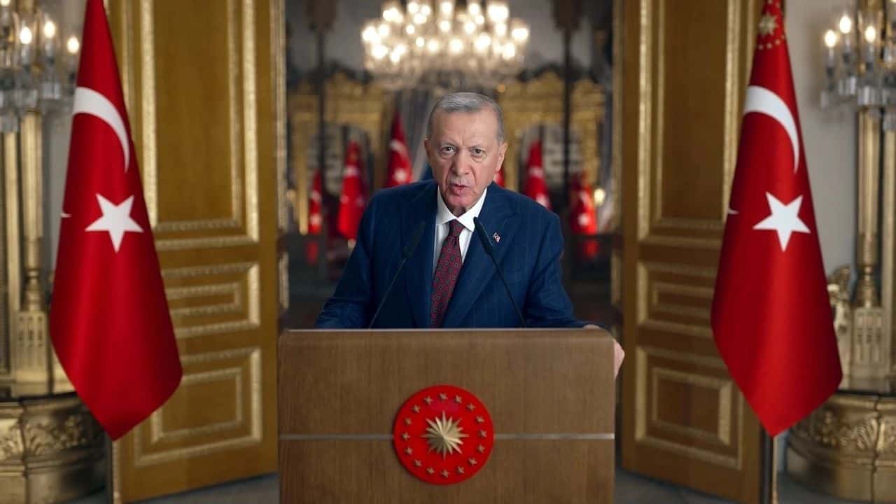 cumhurbaskani-erdogan-onumuzdeki-aylarda-deprem-konutlari-teslim-edilecek-1.jpg