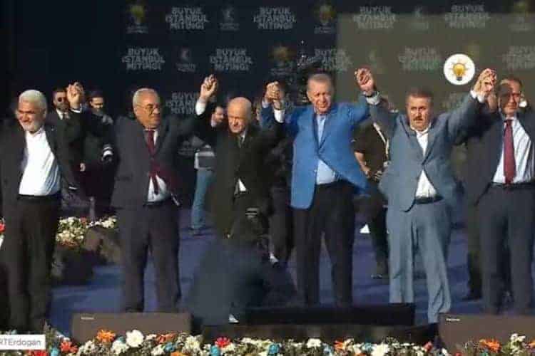 cumhurbaskani-erdogan-yukselisin-lokomotifi-yine-istanbul-olacak.jpg