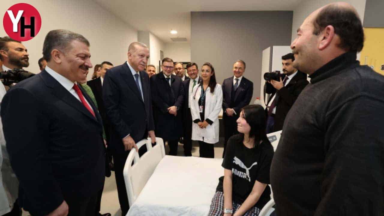 erdogan-izmir-sehir-hastanesinde-cocuklari-ziyaret-etti-1.jpg