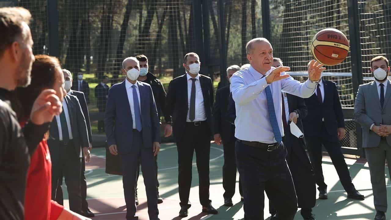 erdoganin-basketbol-tutkusu.jpg