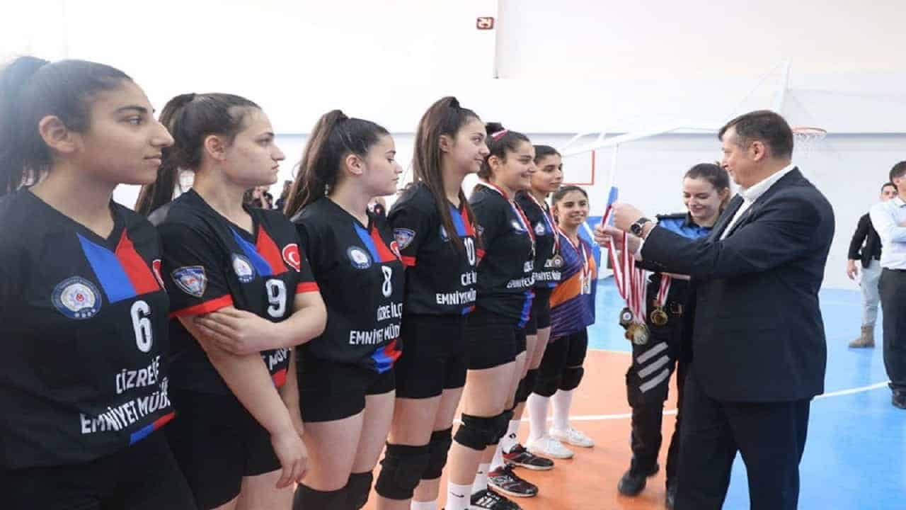 kadin-voleybol-sirnak.jpg