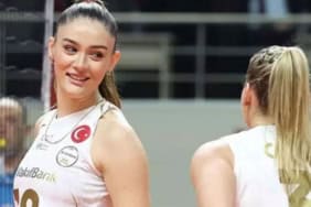 Zehra Güneş 17 Yaşından Beri Voleybolun Baskılarıyla Uğraşıyoruz!