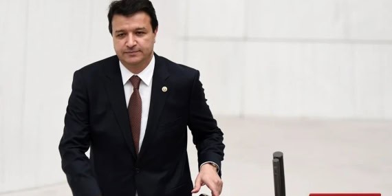 Mahmut Arıkan Kimdir Saadet Partisi'nin Yeni Genel Başkanı ve Siyasi Kariyeri